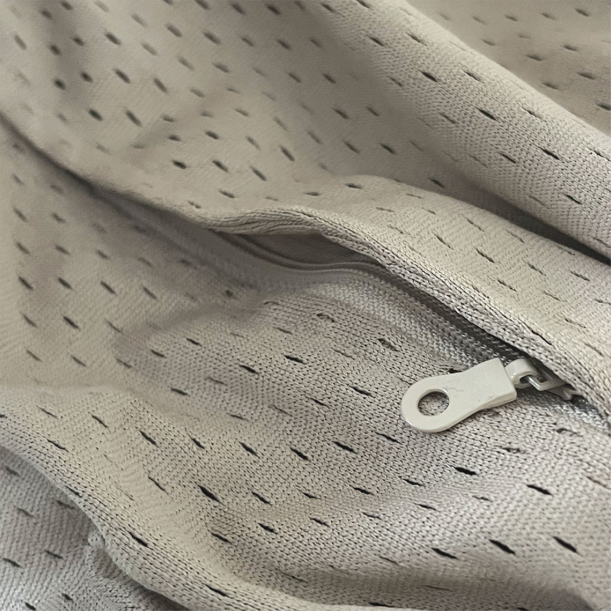 GAME CHANGER SHORTS WARM GREY TROPHY HUNTING®