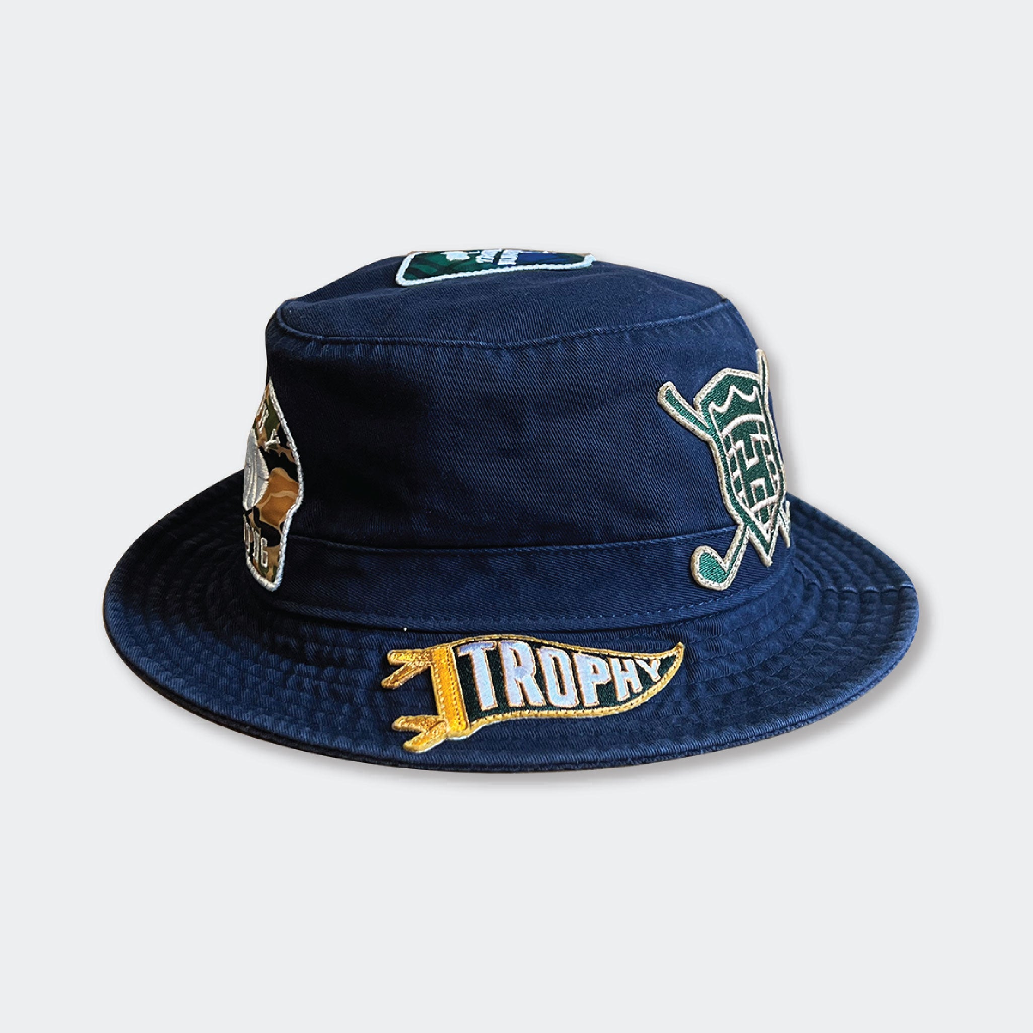 BADGES BUCKET HAT - NAVY – TROPHY HUNTING®